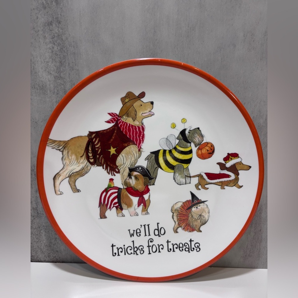 Pier 1 Imports Halloween Holiday Dog Design 9 Inch Plate Trick or Treat